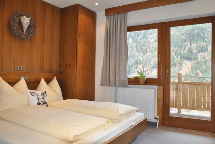 Haus Leo Apartment Solden Ruang foto